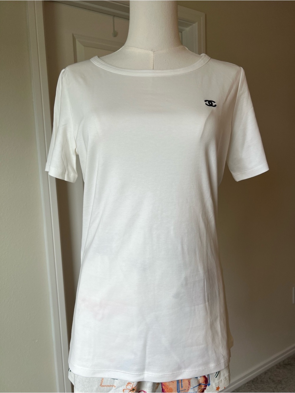 CHANEL White Short Sleeve Logo Tee with Black CC Embroidery